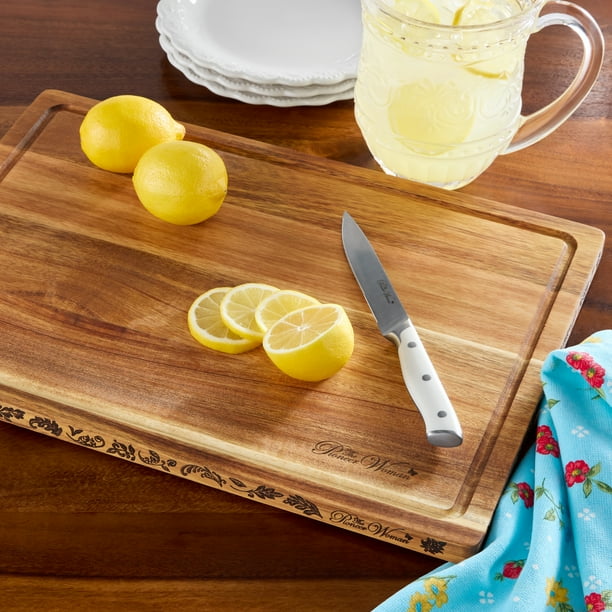 Pioneer Lady Birdie Botanicals Acacia Wooden Chopping Board - 13" x 18